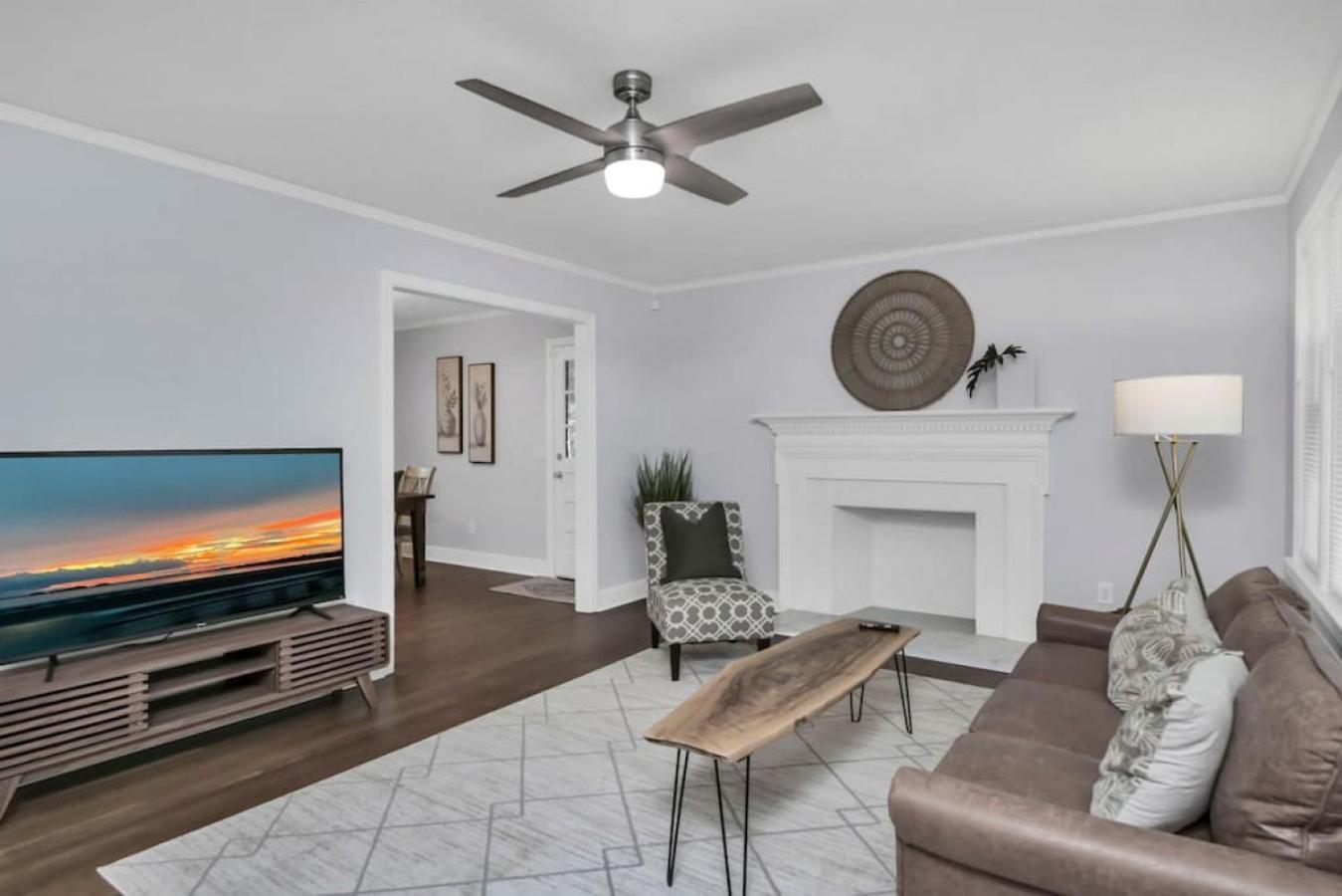 Pristine 3Br-Centrally Located Columbia Exterior photo